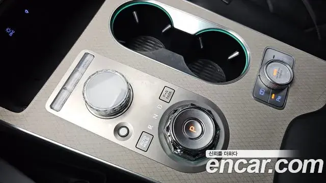 Genesis GV80 2024 — Photo 9/20