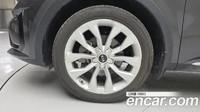 Kia Sorento 2021 — Photo 5/20