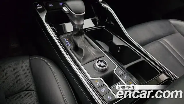 Kia Sorento 2021 — Photo 9/20