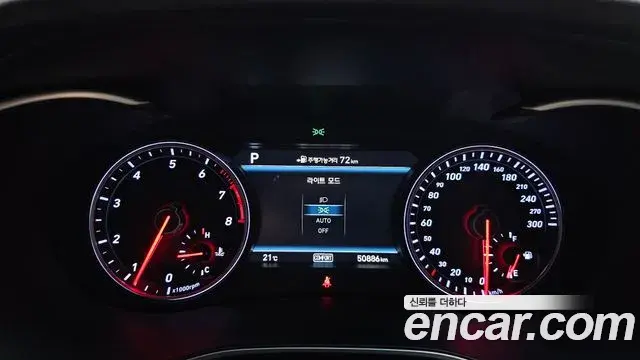 Genesis G70 2019 — Photo 34/35