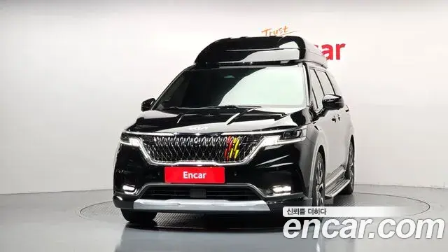 Kia Carnival 2022 — Photo 2/20
