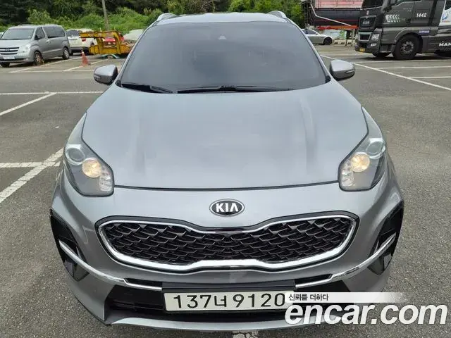 Kia Sportage The Bold 2020 — Фото 2/20
