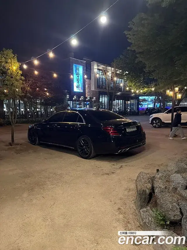 Mercedes-Benz S-Class 2019 — Photo 5/11