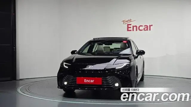 Toyota Camry 2026 — Photo 15/20