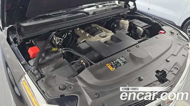 Cadillac Escalade 2019 — Photo 13/20