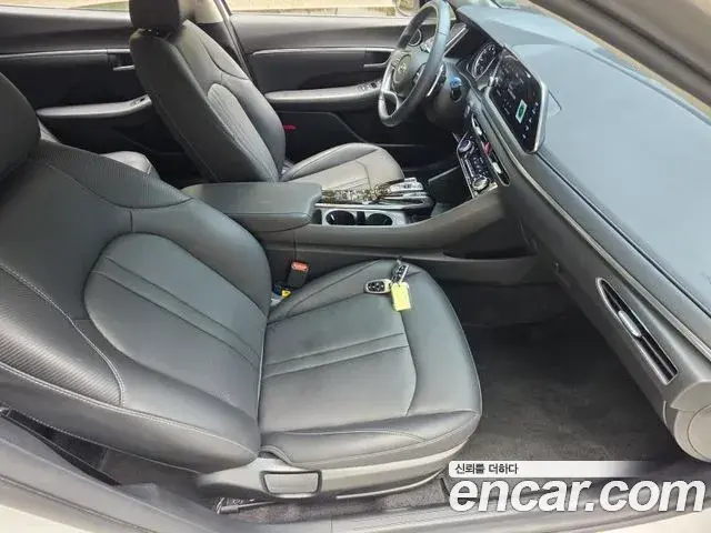 Hyundai Sonata 2020 — Фото 12/20