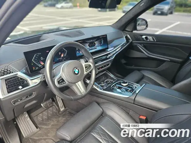 BMW X7 2025 — Photo 8/20