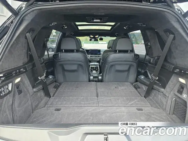 BMW X7 2025 — Photo 17/20