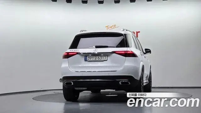 Mercedes-Benz GLE-Class 2023 — Фото 3/20