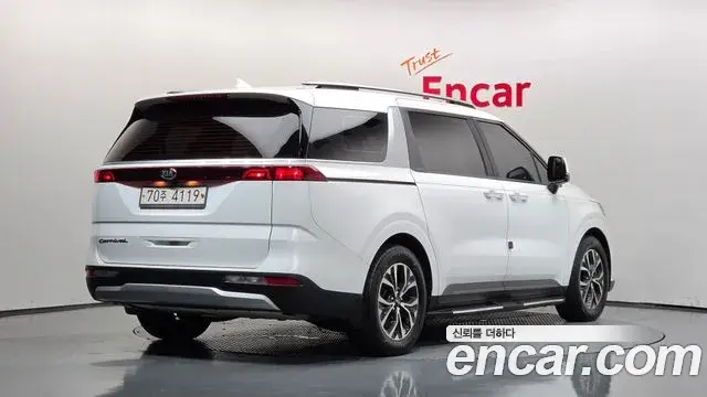Kia Carnival 2020 — Photo 2/20