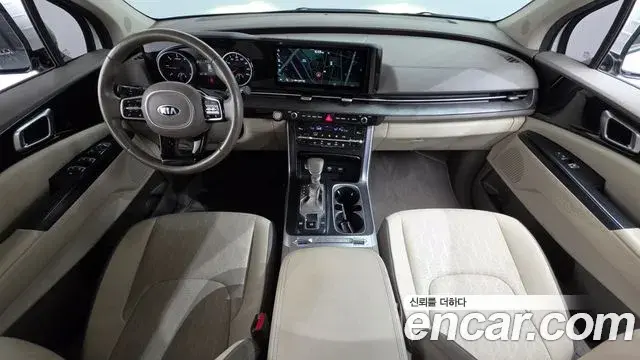 Kia Carnival 2020 — Photo 7/20