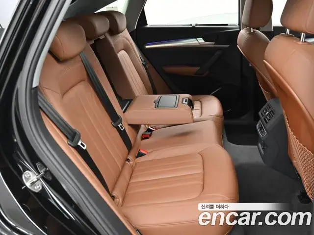 Audi Q5 2023 — Фото 11/20