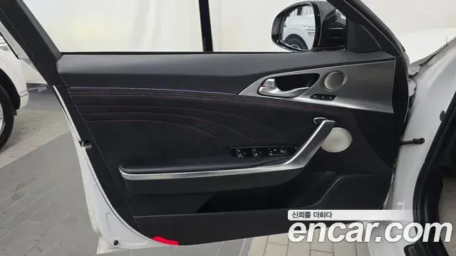Kia Stinger Meister 2020 — ფოტო 25/34