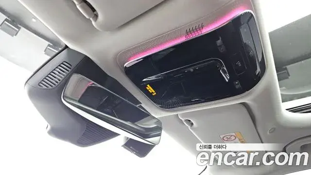 Mercedes-Benz E-Class 2025 — Photo 19/20