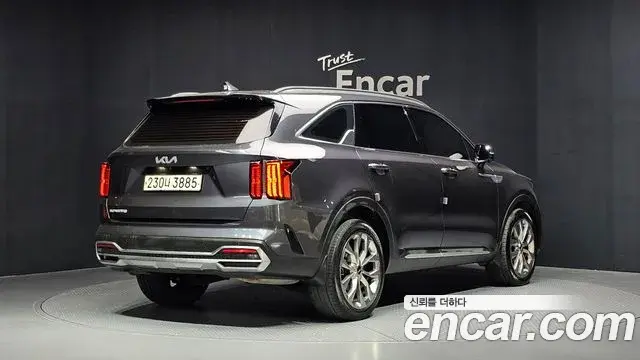 Kia Sorento 2022 — Photo 2/20