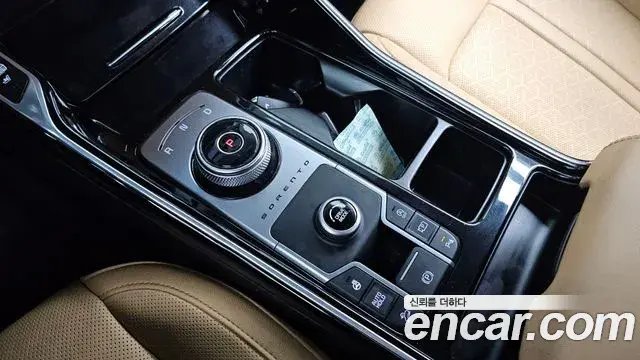 Kia Sorento 2022 — Photo 9/20