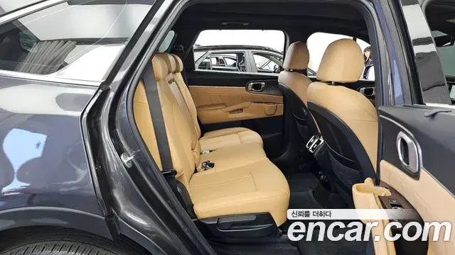 Kia Sorento 2022 — Photo 12/20