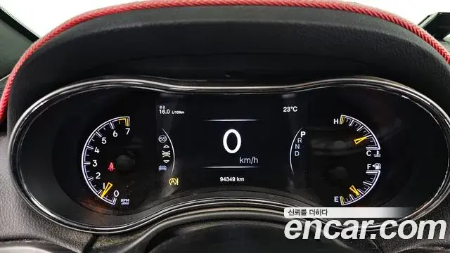 Jeep Grand Cherokee 2019 — Şəkil 8/20