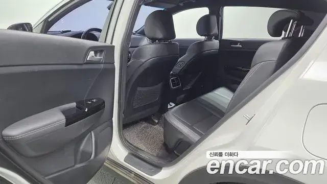 Kia Sportage The Bold 2019 — ფოტო 26/35