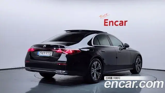 Mercedes-Benz E-Class 2024 — Şəkil 2/20