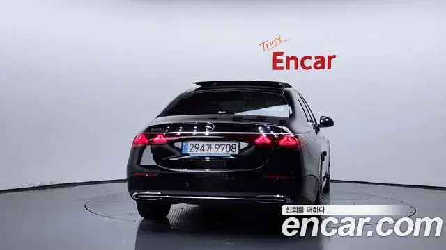 Mercedes-Benz E-Class 2024 — Şəkil 4/20