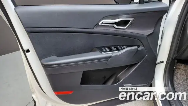 Kia Sportage 2024 — Şəkil 8/30