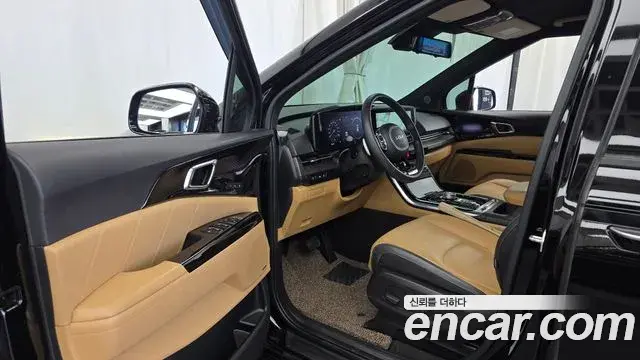 Kia Carnival 2023 — Фото 10/20