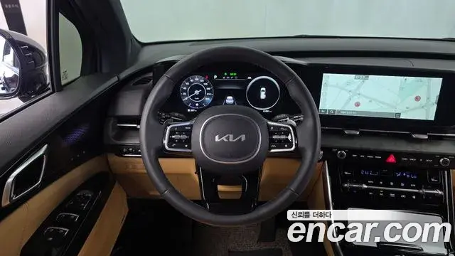 Kia Carnival 2023 — Фото 13/20
