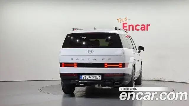 Hyundai Santa Fe 2025 — Photo 4/20