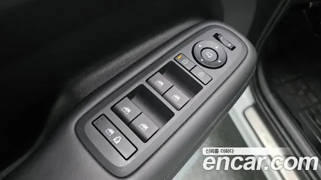 Hyundai Santa Fe 2025 — Photo 13/20