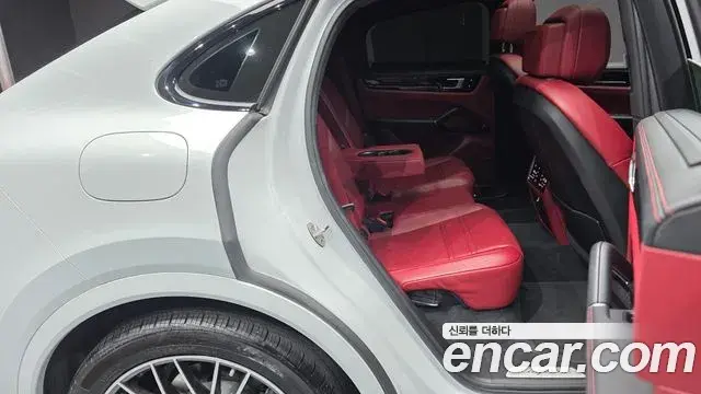 Porsche Cayenne 2021 — Şəkil 10/20