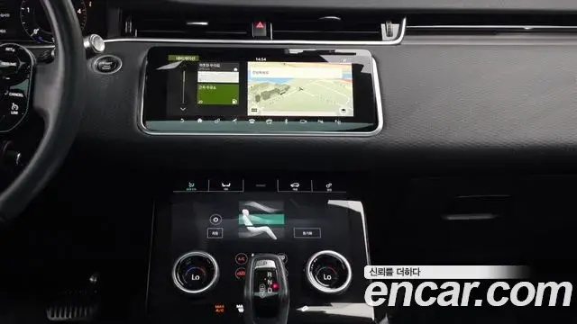 Land Rover Range Rover Evoque 2019 — ფოტო 28/30