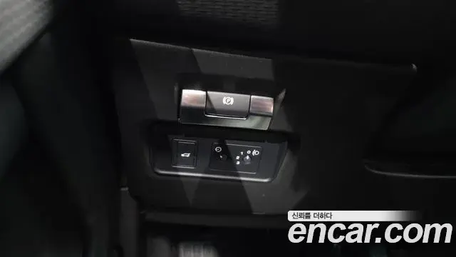 Land Rover Range Rover Evoque 2019 — ფოტო 25/30
