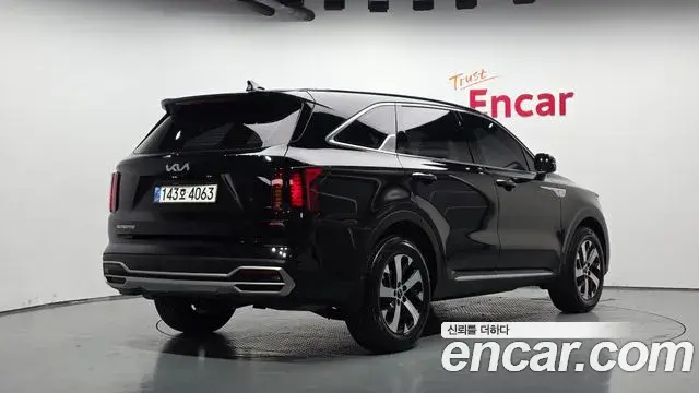 Kia Sorento 2022 — Şəkil 2/20