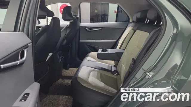 Kia Niro 2024 — Фото 12/20