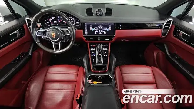 Porsche Cayenne 2020 — Фото 7/20