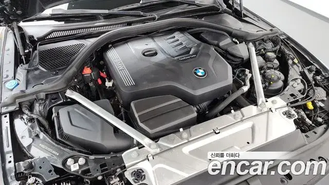 BMW 4 Series 2022 — Photo 6/20