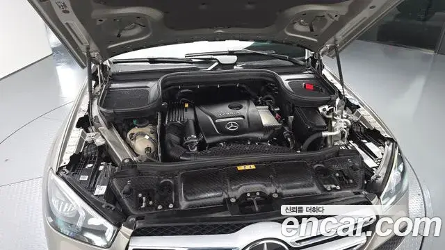 Mercedes-Benz GLE-Class 2021 — Фото 6/20
