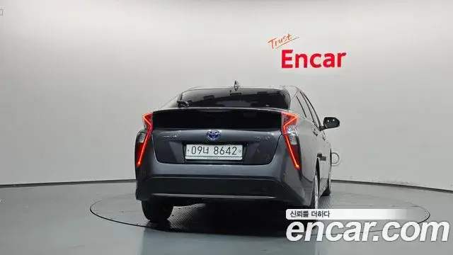 Toyota Prius, 2018