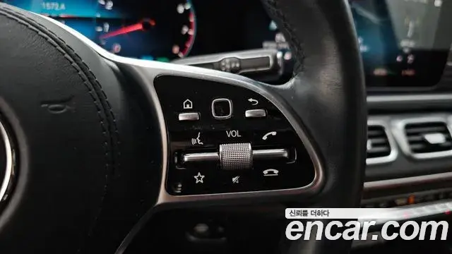 Mercedes-Benz GLE-Class 2022 — ფოტო 35/36