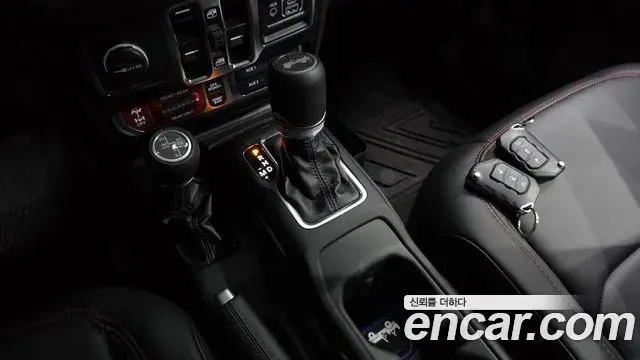 Jeep Wrangler 2025 — Photo 9/20