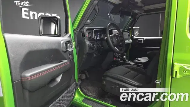 Jeep Wrangler 2025 — Photo 10/20