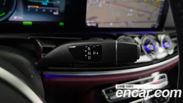 Mercedes-Benz CLS-Class 2019 — Photo 8/19