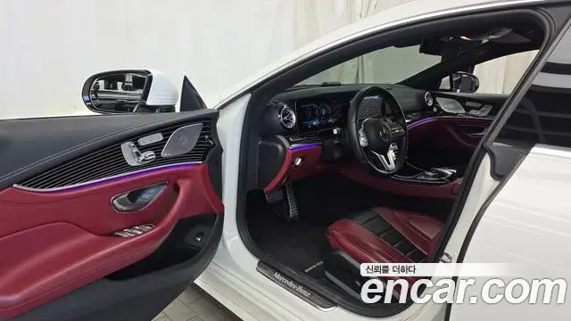 Mercedes-Benz CLS-Class 2019 — Photo 9/19