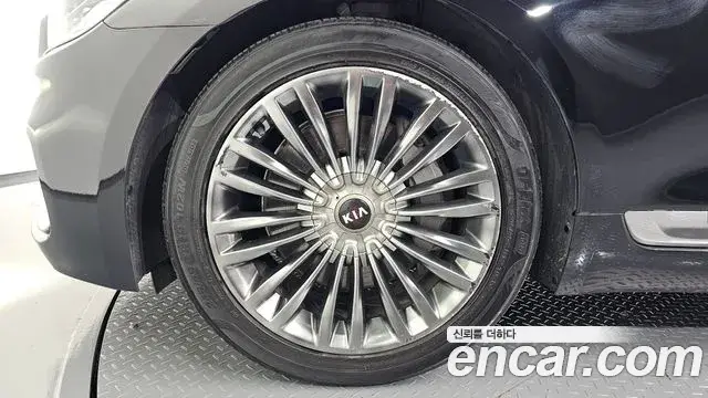 Kia The K9 2019 — Photo 5/20