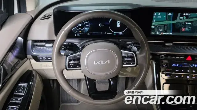 Kia Carnival 2022 — Photo 13/20