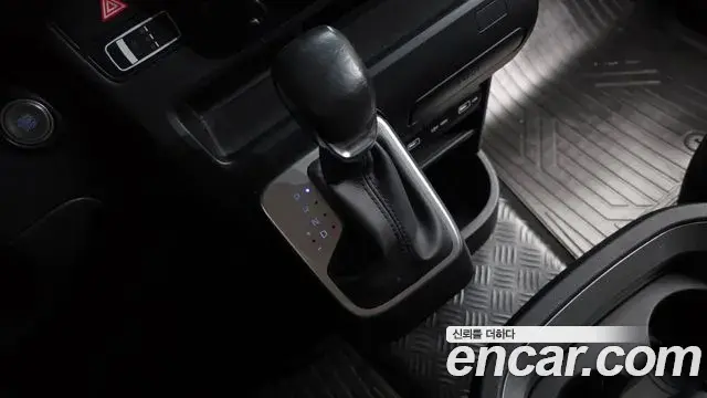Hyundai Staria 2022 — Şəkil 9/20