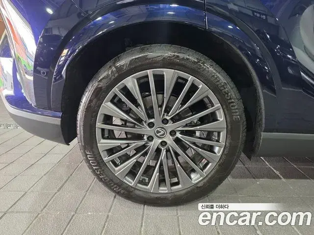 Lexus RX350h 2025 — Photo 17/20