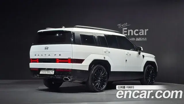 Hyundai Santa Fe 2023 — Фото 2/20