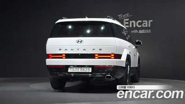 Hyundai Santa Fe 2023 — Фото 4/20